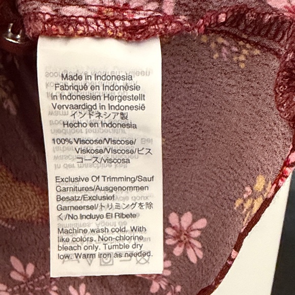 Madewell Tie-Sleeve Wrap Top in Butterfly Sanctuary - Picture 10 of 10